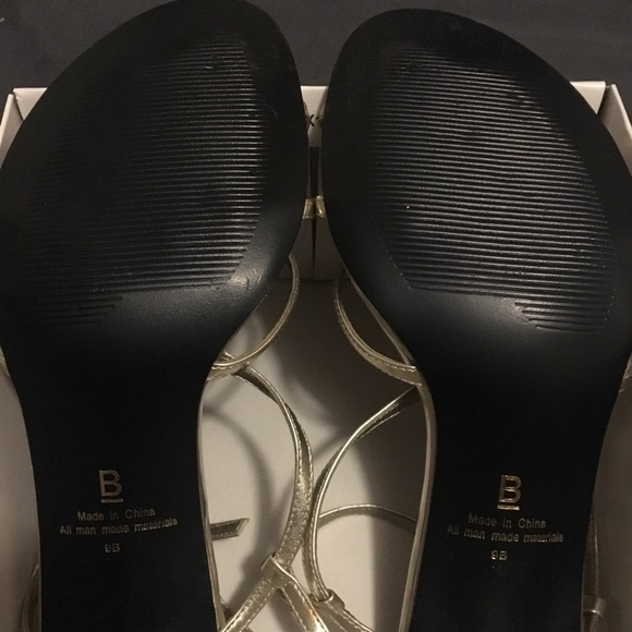 Gold dress heels - Picture 6 of 8